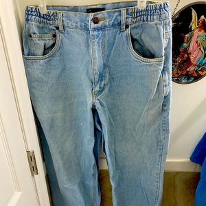 Scandia Woods Side-elastic, relaxed-fit jeans